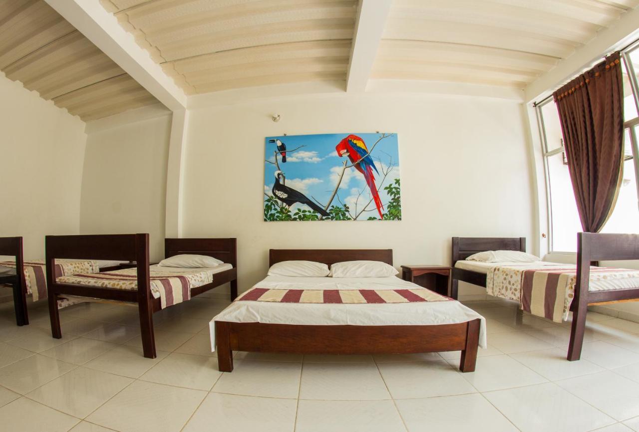 Casa Hotel Maune Leticia Exterior photo